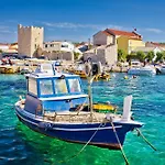 Vila Velebit * Ražanac