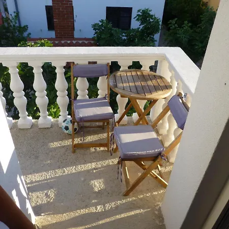 Apartment Vila Velebit Razanac