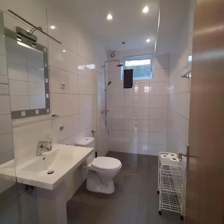 Апартаменты Vila Velebit Ражанац